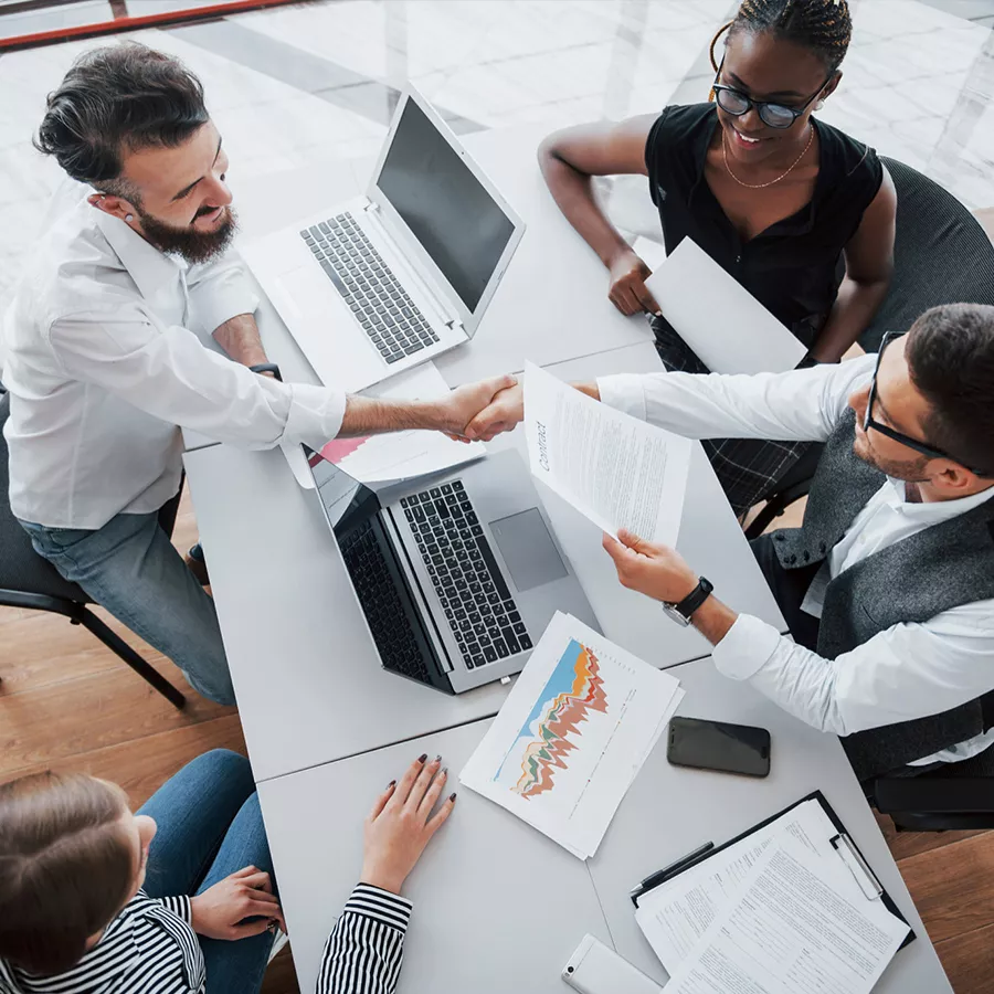 Entrepreneurs establishing a UAE Free Zone company
